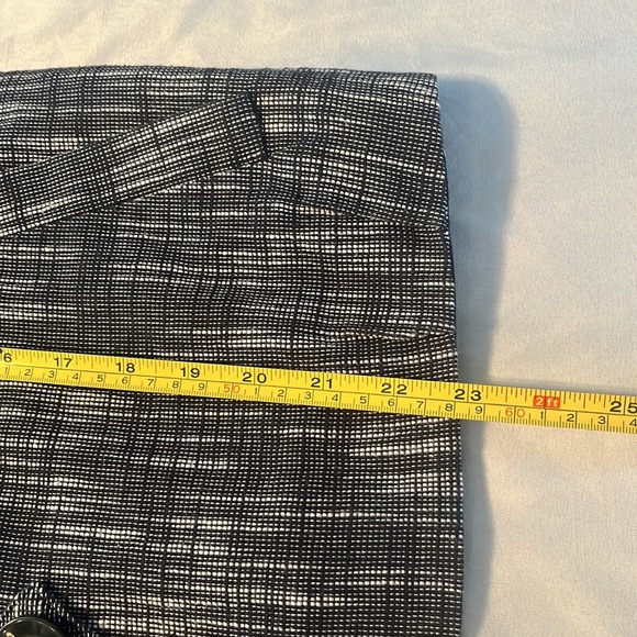 Liz Claiborne Suit Jacket - Picture 8 of 9